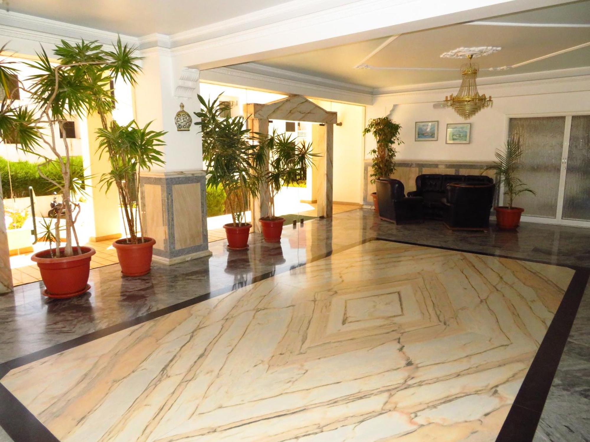 Apartamentos Carolino Монте Гордо Екстериор снимка
